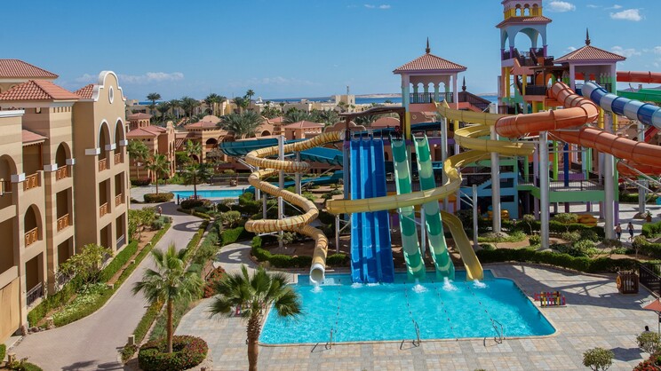 Charmillion Gardens Aqua Park